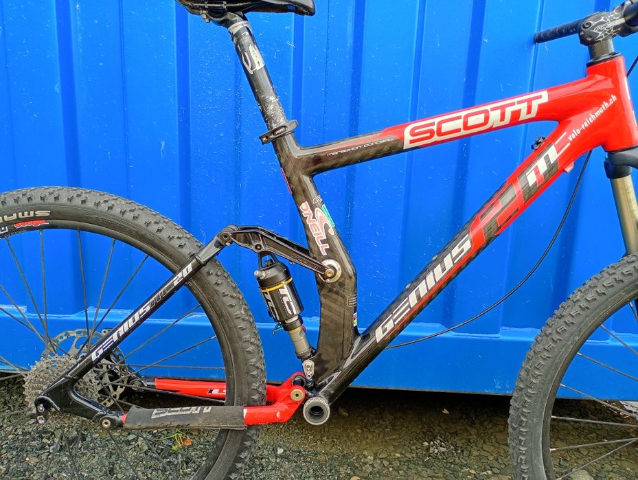 Cadru carbon  Scott Genius pentru roti 26 inch