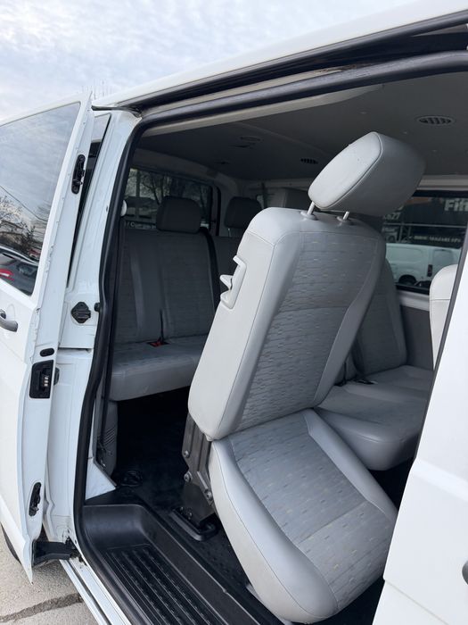 VW Transporter T5 8+1 Locuri 2011