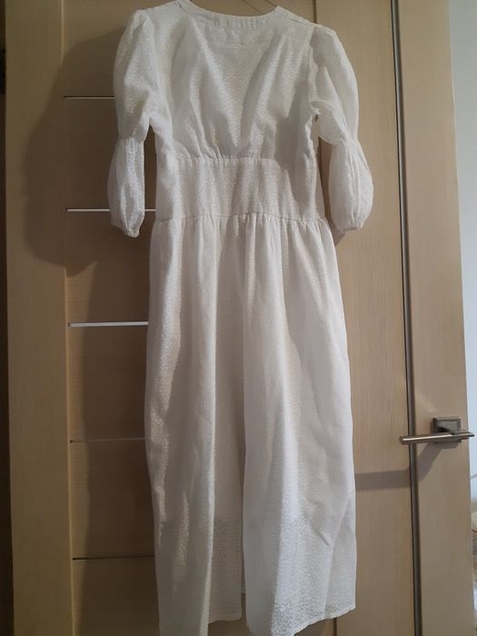 Платья белые красивые