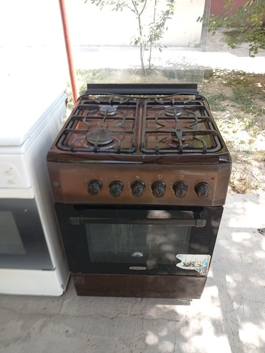 Газовая плита Бирюса . Все работает