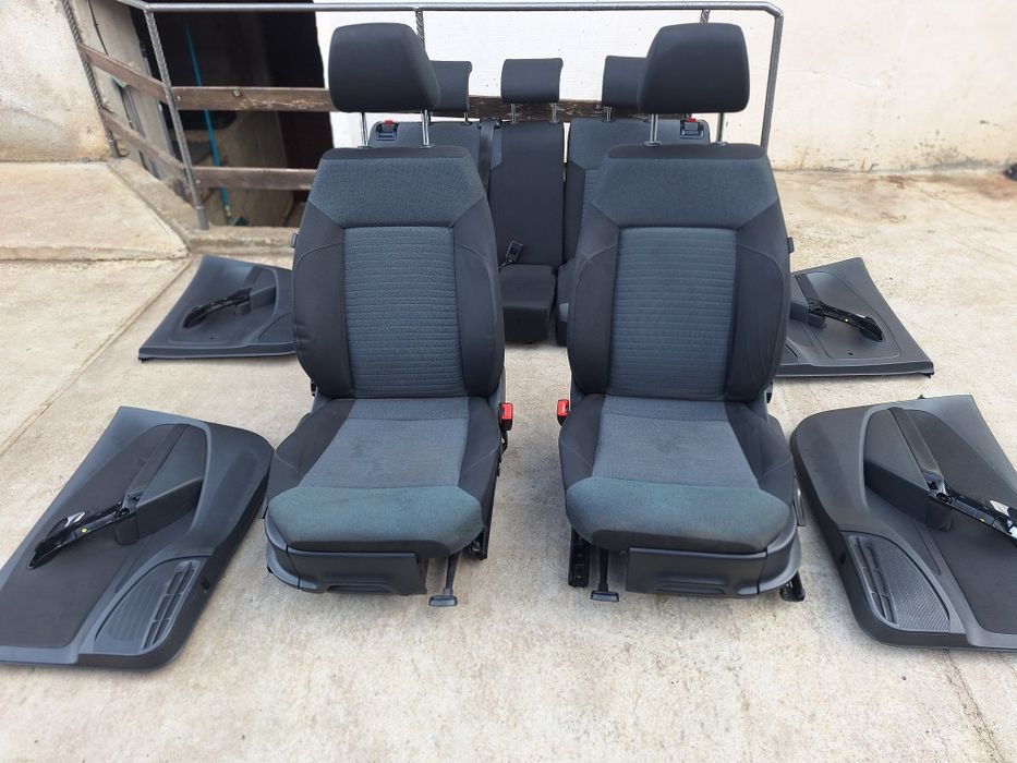 Салон /седалки +кори Vw polo 6R1