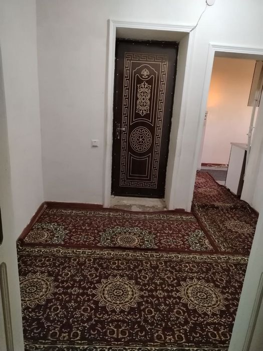 4 этажли домни 4 этажи 3 хонали квартира сотилади