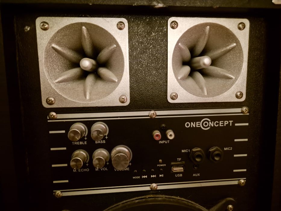 Vând Boxe OneConcept