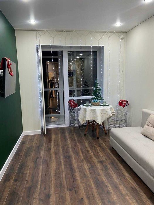 продам шикарную евро 2 комн квартиру