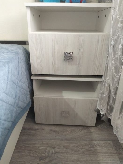 Продам спальный гарнитур