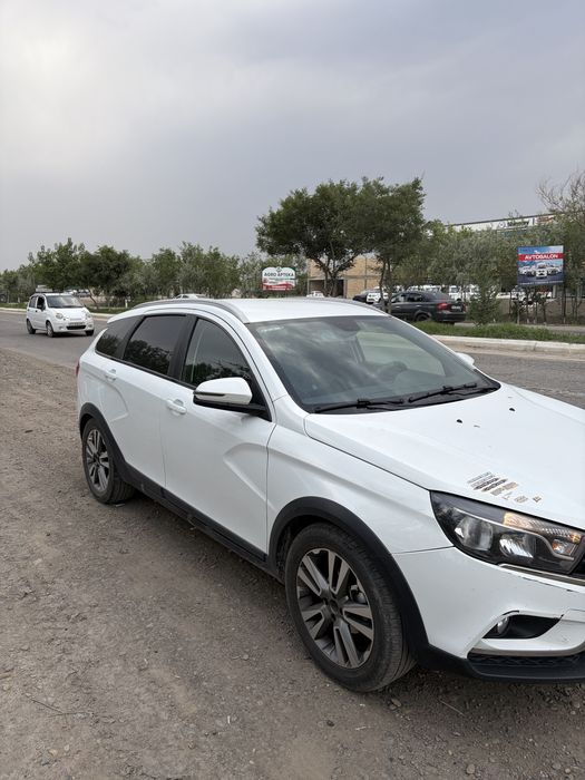 Lada vesta cross sw