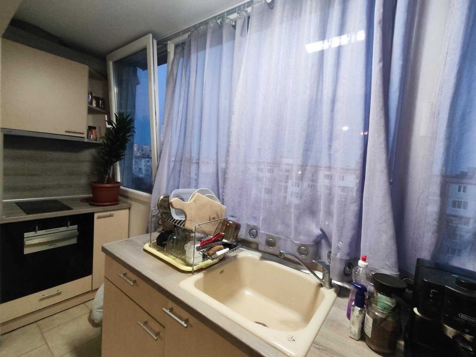 Дава се под наем Тристаен апартамент в Варна, Цветен квартал - 95 кв.м за 169.83 € - Снимка #8