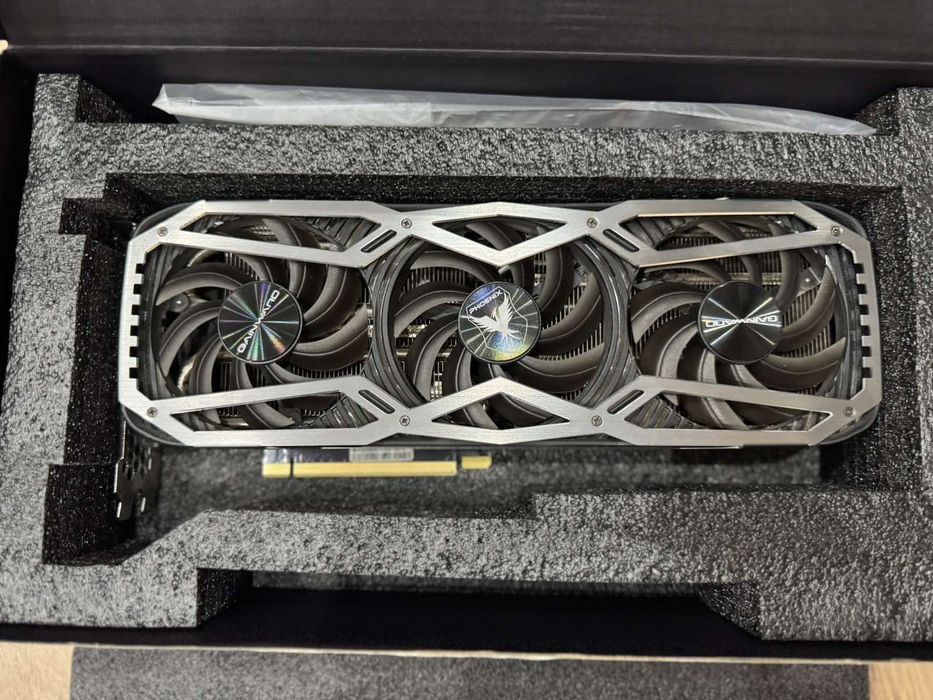 Nvidia RTX 3090 Gainward Phoenix