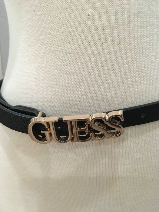 GUESS Uptown Chic / Lefia Logo-Script  дамски колан