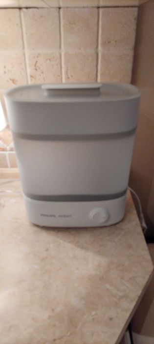 Стерилизатор за шишета Philips Avent
Steam Sterilizer SCF291/00