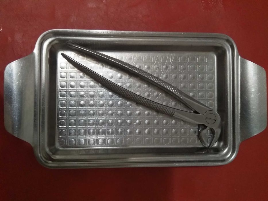 Щипцы для удаления зубов