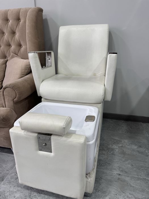 Педикюрное кресло