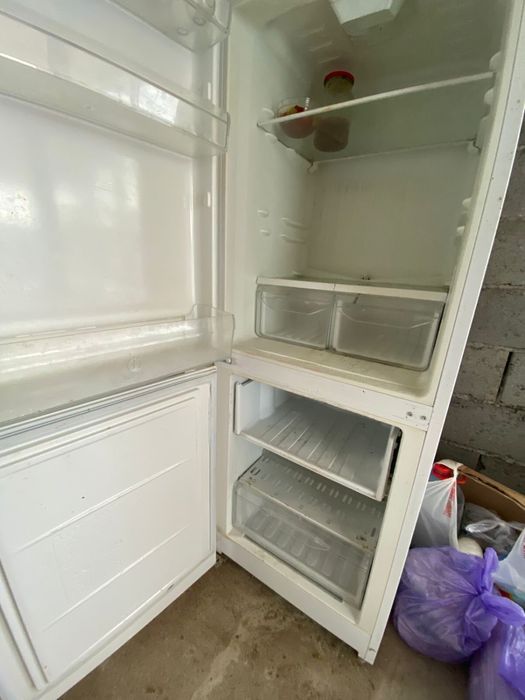 Продам холодильник