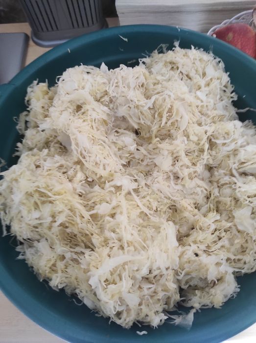 Varză murată de vânzare