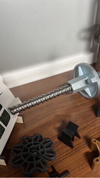 Тайроты. Чирозы. Болты. Фиксаторы.