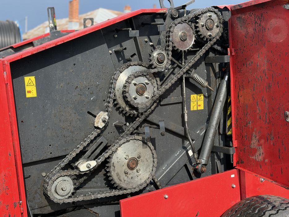 Presa/Balotiera Metal-Fach Stare Impecabila Ca Noua Legare cu Ata si Masa Mare Welger
