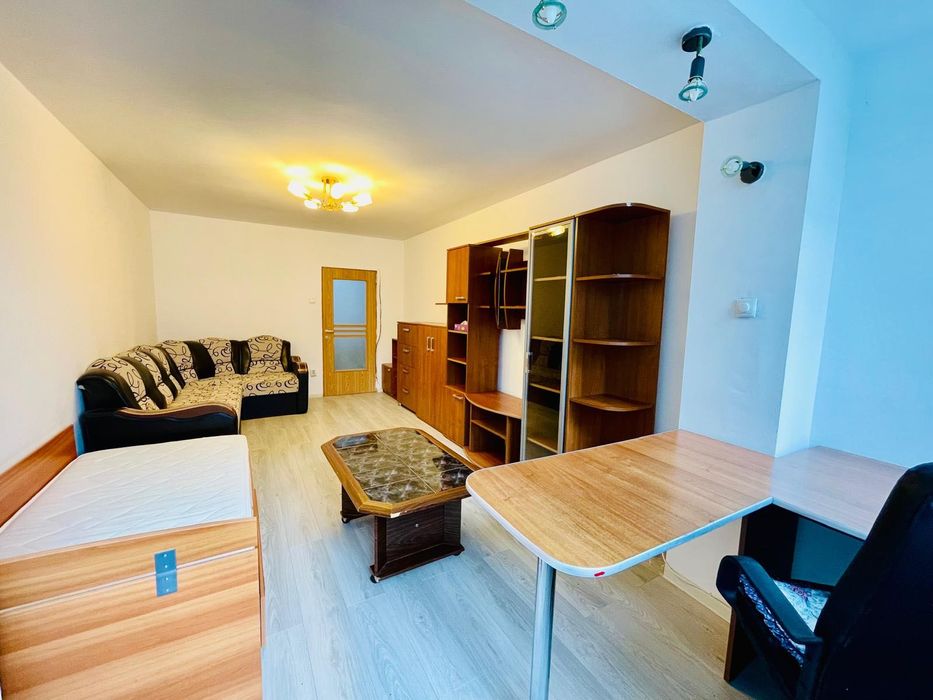 2 cam rahovei/milea etaj 1 decomandate