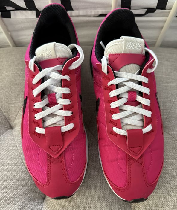 Дамски маратонки NIKE