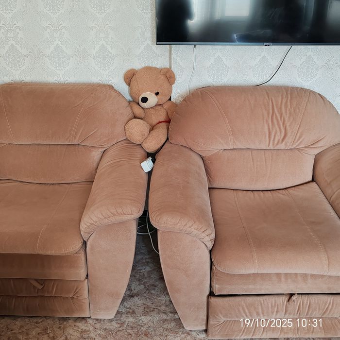 Продам мягкий уголок