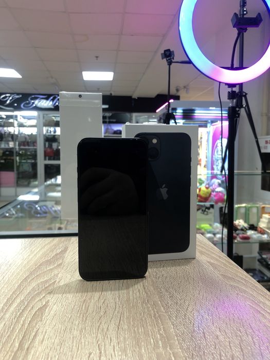 Айфон/Iphone 13 — 160 000 тг