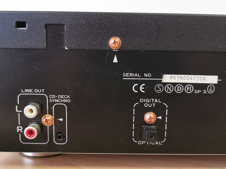 Pioneer PD-S504 CD плейър в отлично състояние / Stable Platter Mechanism / Legato Link