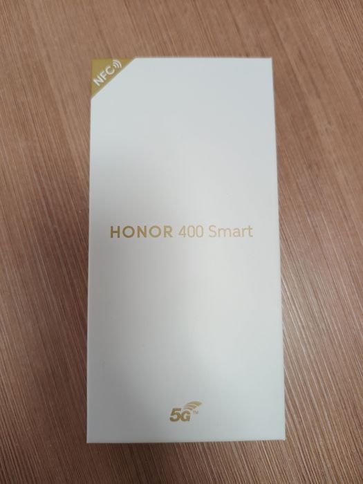 Vând Honor 400 Smart 128/4 GB