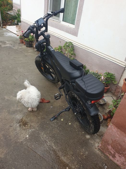 Vând bicicleta electrica