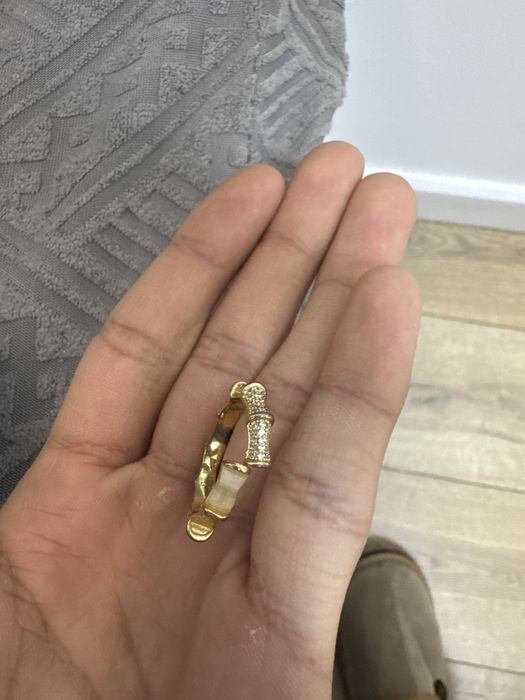 продаю кольца в отличном состоянии