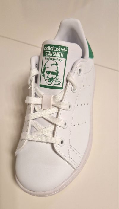 Детски маратонки Adidas & Stan Smith, размер 28 , нови