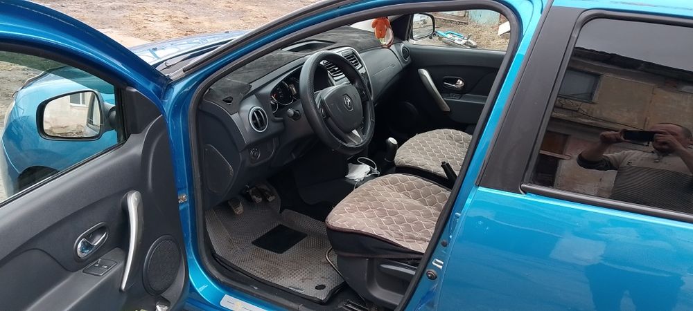 Продам Рено логан2