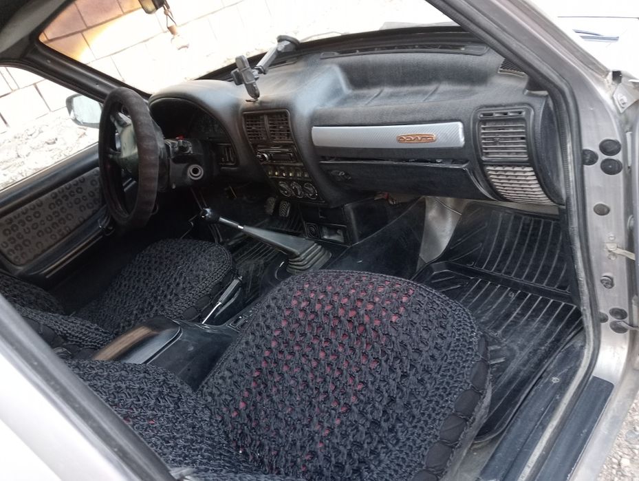 Volga 31105 holati yaxshi