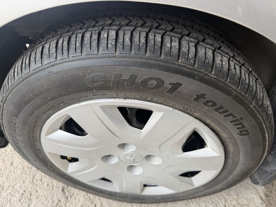 2014 Avtomat spark sotiladi. Xolati ideal