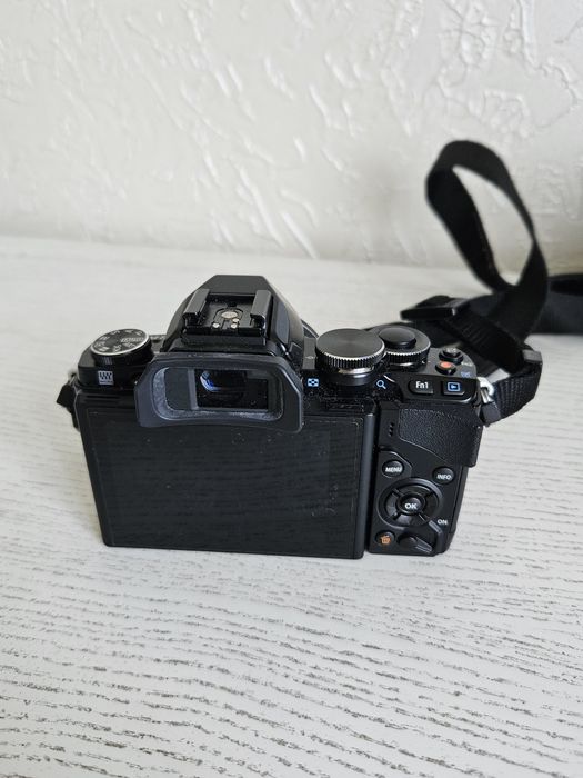 Фотоаппарат OLIMPUS OM-D