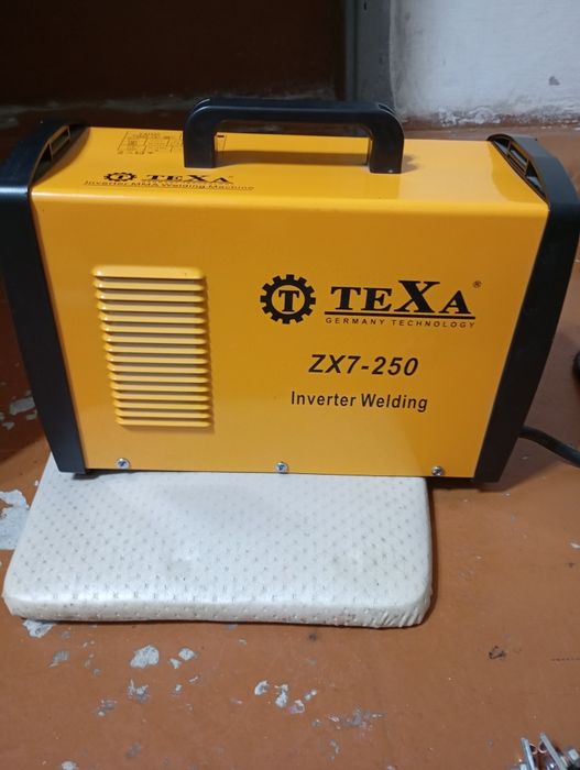 Продаётся сварочный аппарат 250 а оригинал новый