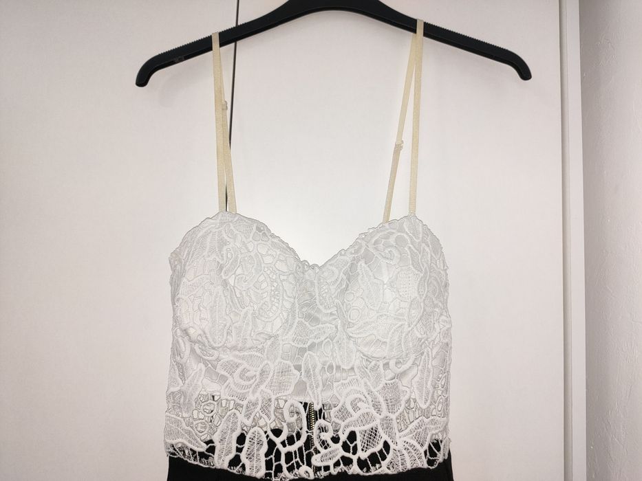 Vând rochie 15 de lei