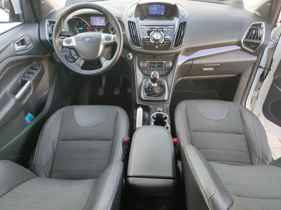 Ford kuga Titanium 4x4 2.0 TDCI 150 cp 2015 Euro 6 Recent adusa