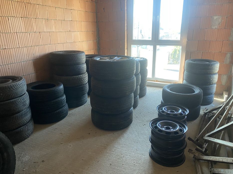 Jenti si anvelope diferite dimensiuni