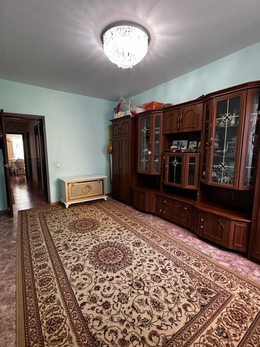 Продам 3х комн кв Нурсити 2мкр