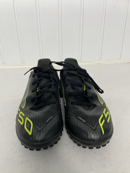 Ghete fotbal sintetic Adidas F50 Club TF, mărimea 38 – Stare excelentă