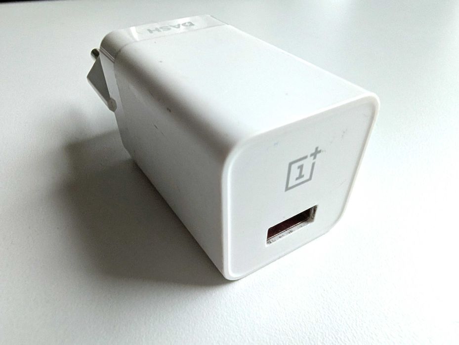 Incarcator Telefon Dash 20W - fast charging Android sau iPhone 15/16