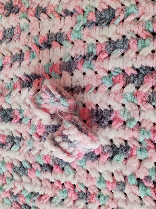 Бебешко одеало и терлички от Alize puffy