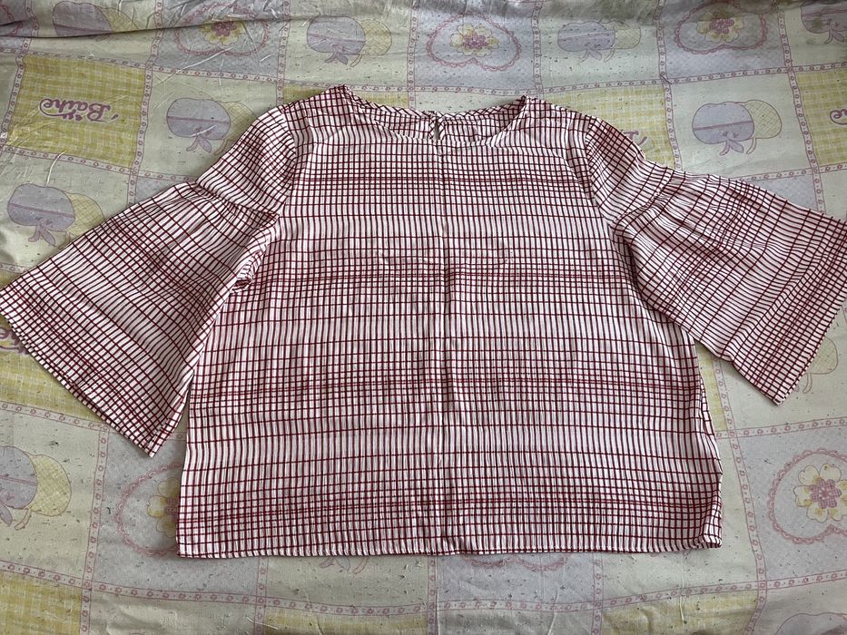 Продам Рубашки/Блузки