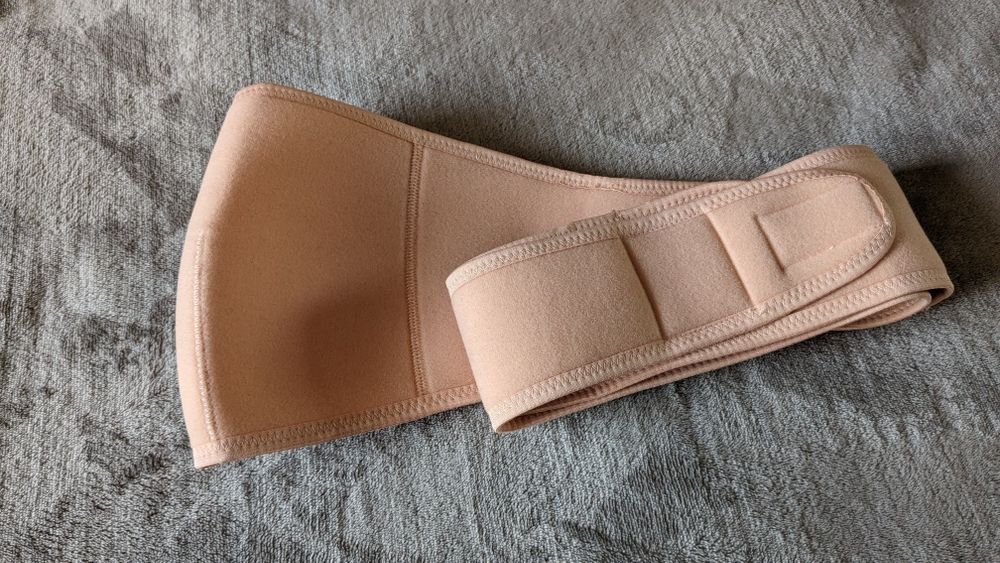 Бебешки дрехи и принадлежности