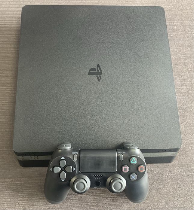 PS4, Playstation 4 Slim - 500 GB - 135.00€