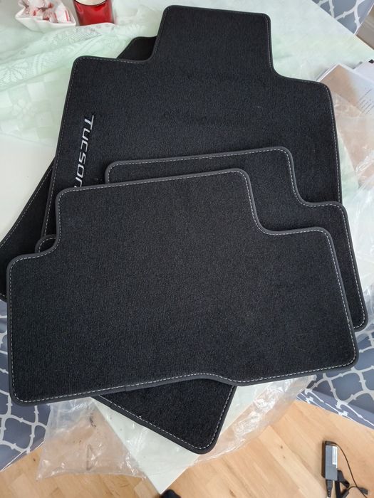 Covoras mocheta HYUNDAI TUCSON.