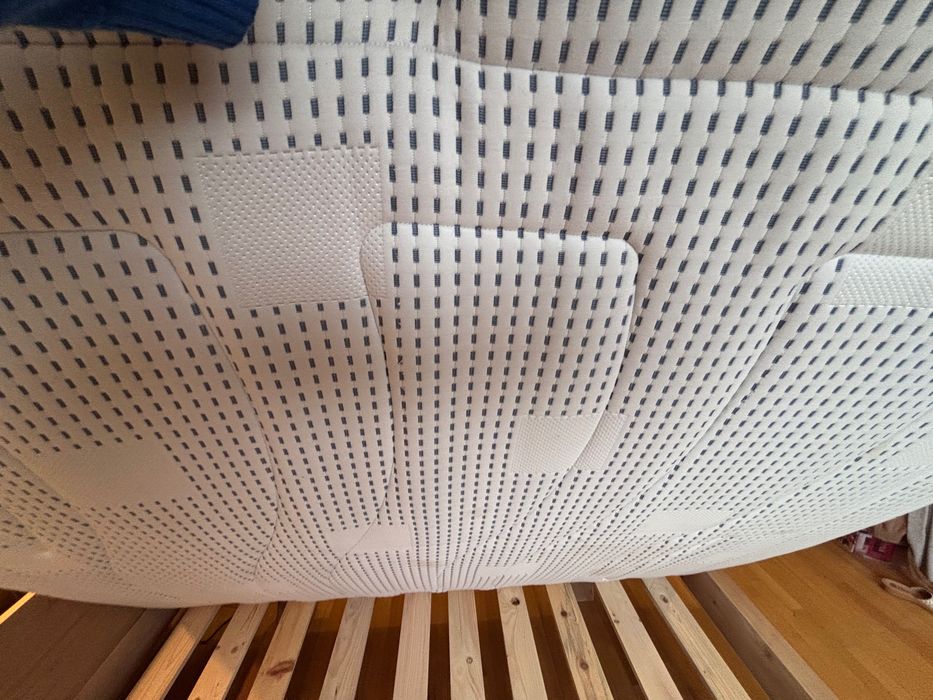 Saltea lux Pikolin Suprem 30cm si somiere 180x200 Super pret