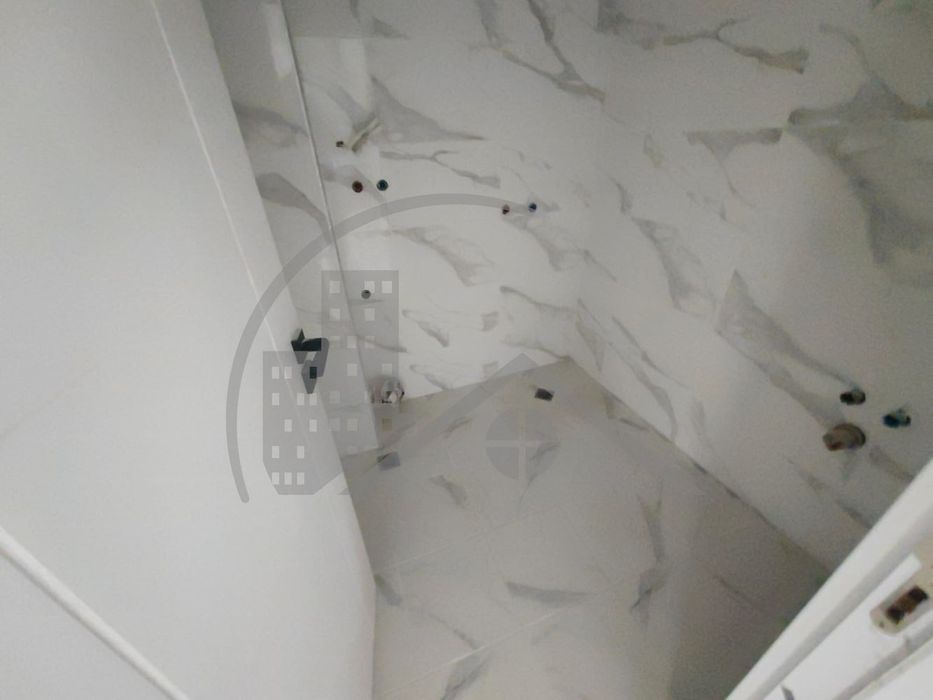 Продава се Офис в Варна, Владислав Варненчик - 56 кв.м за 656 €/кв.м - Снимка #3