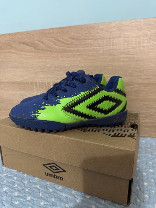 Детски стоножки за футбол