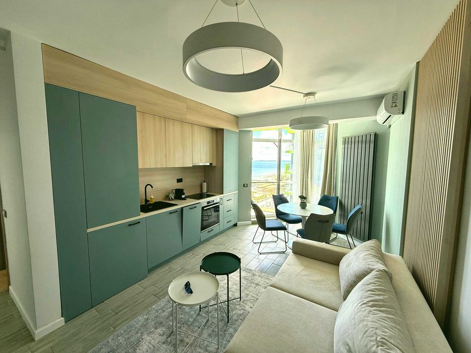 Ap. 3 camere renovat ultra premium|Frontal la mare|Alezzi Beach Mamaia