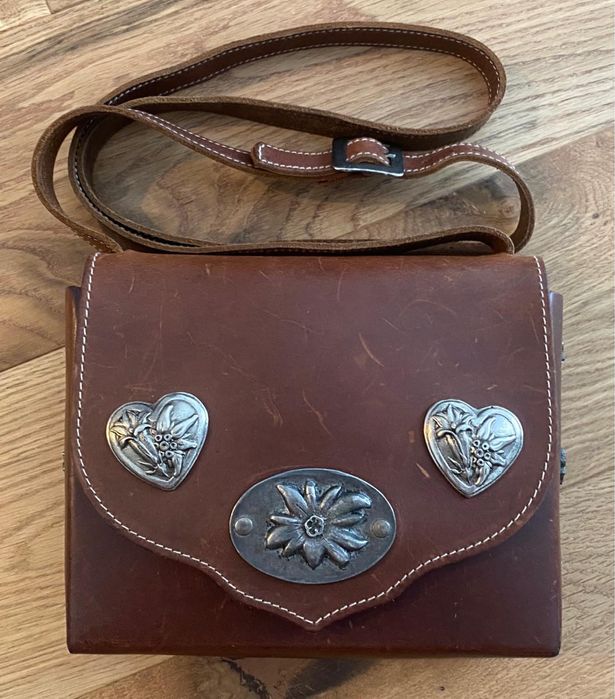 Geanta din piele naturala